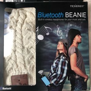 Brand NEW Bluetooth beanie
